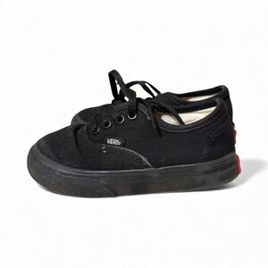 Vans Unisex Size 7 Toddler Low Top Black Canvas Lace Up Sneakers Shoes